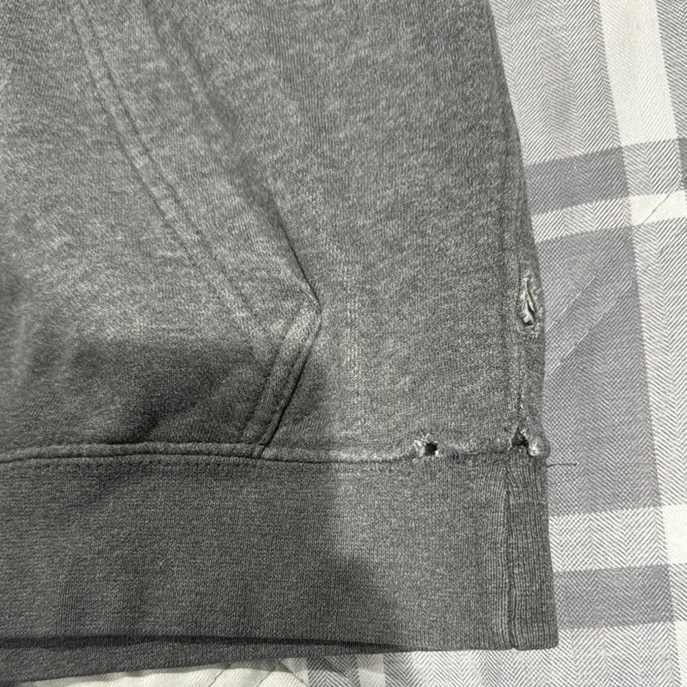 Nike Gray Sweatshirt Classic Pullover Hoodie Size S​ - Picture 2 of 5